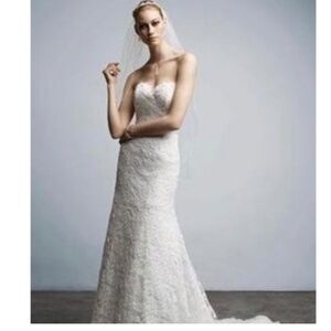 Monique Luo sweetheart neckline lace wedding dress